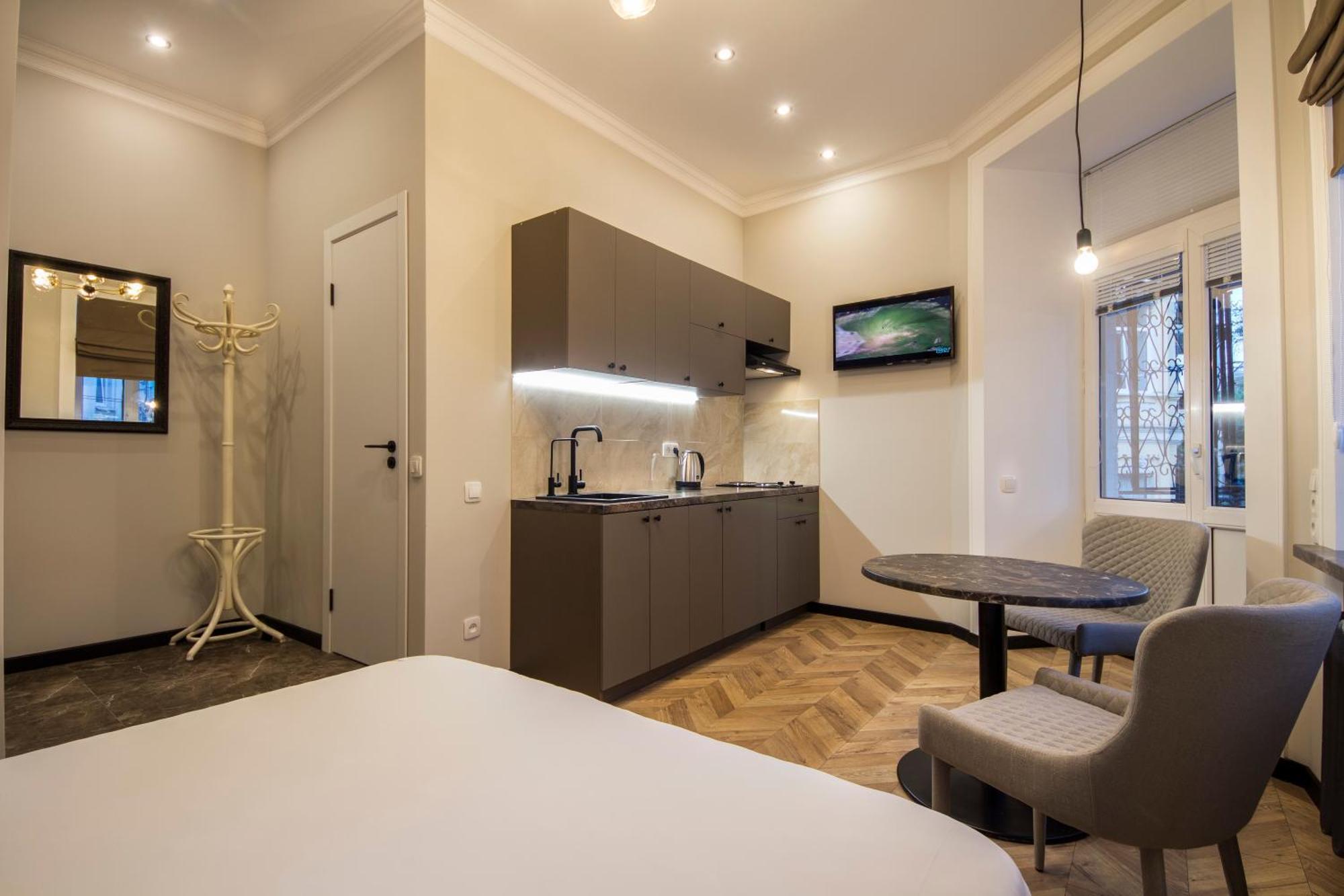 Self Check-In Apartments Maidan Area Kiev Exterior foto