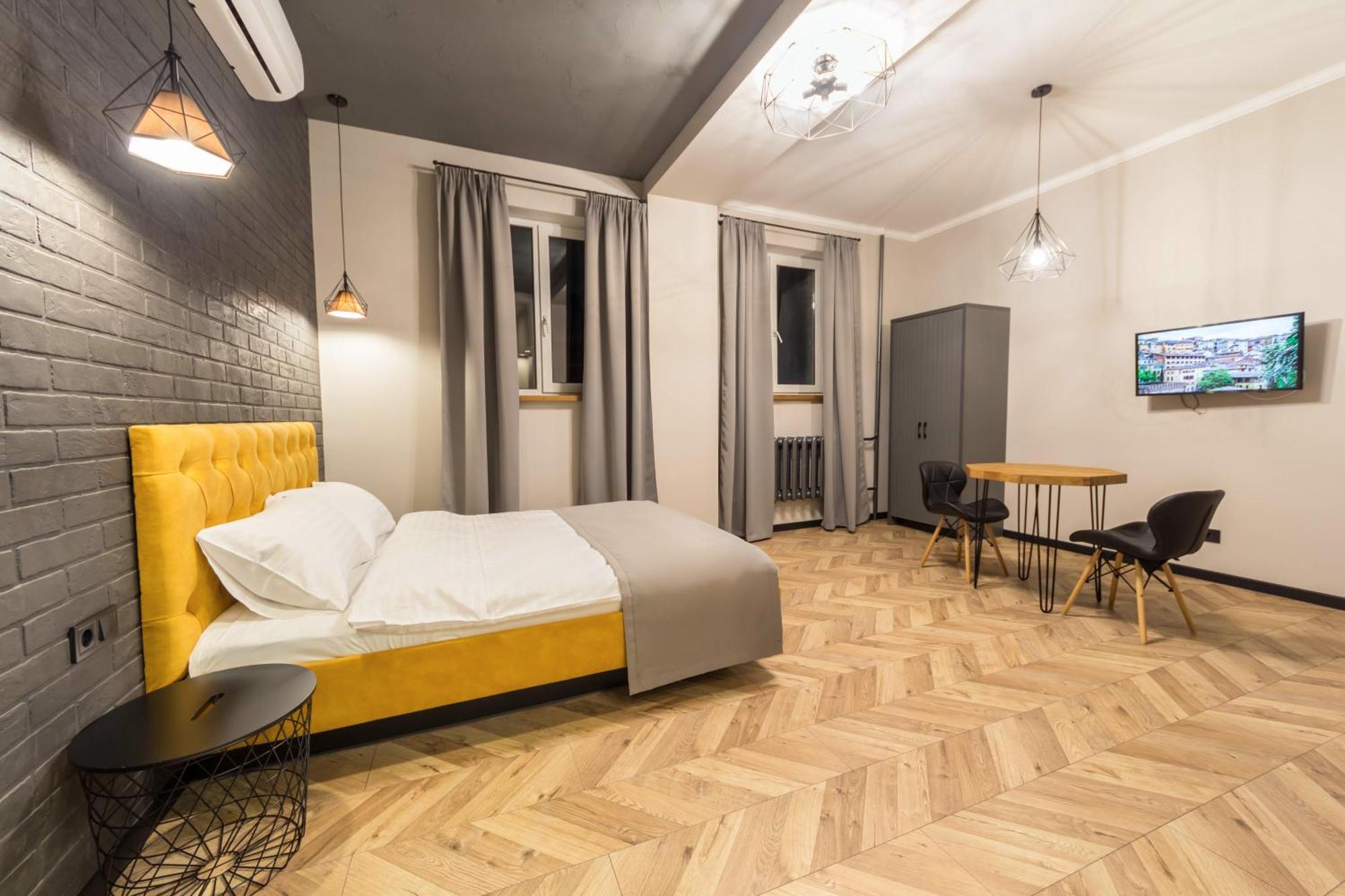 Self Check-In Apartments Maidan Area Kiev Exterior foto